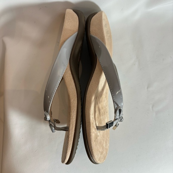 VIONIC Sz 6 Bella FlipFlip Style Slip On Orthotic Insole Non Slip Sole Bow - Picture 5 of 10